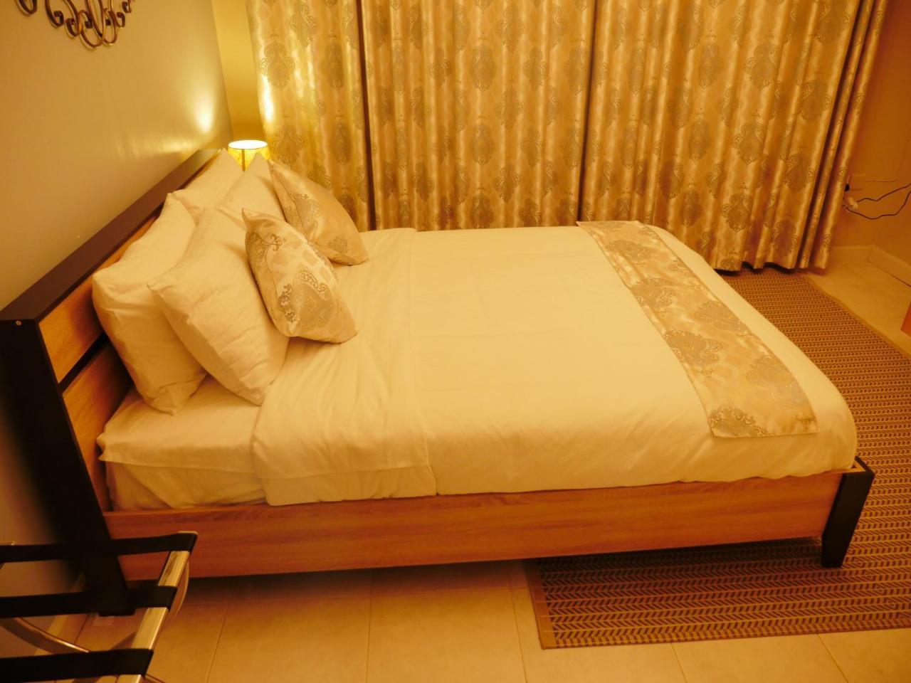 Ivory Castle Limited Hotel Kampala Kültér fotó