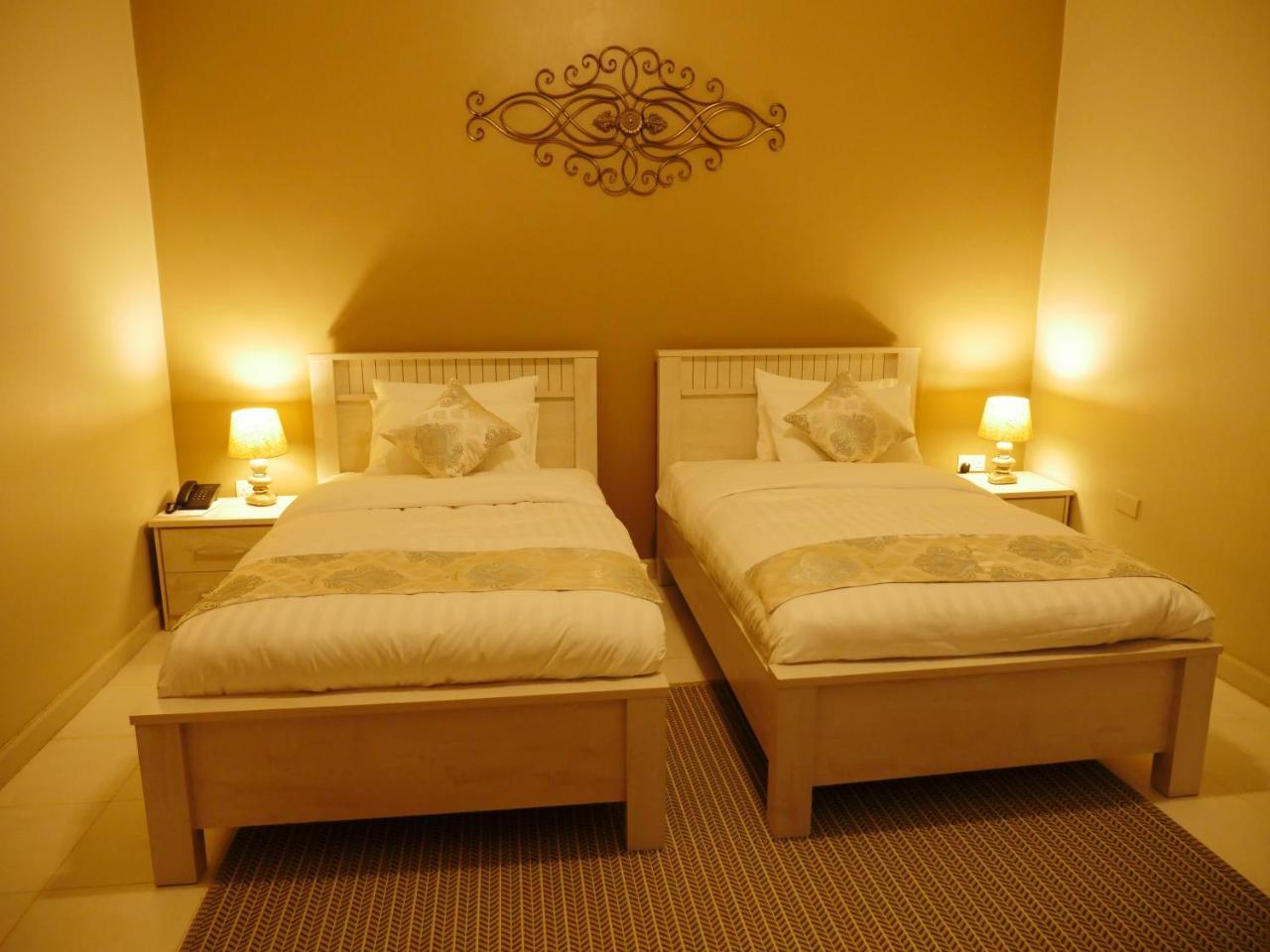 Ivory Castle Limited Hotel Kampala Kültér fotó
