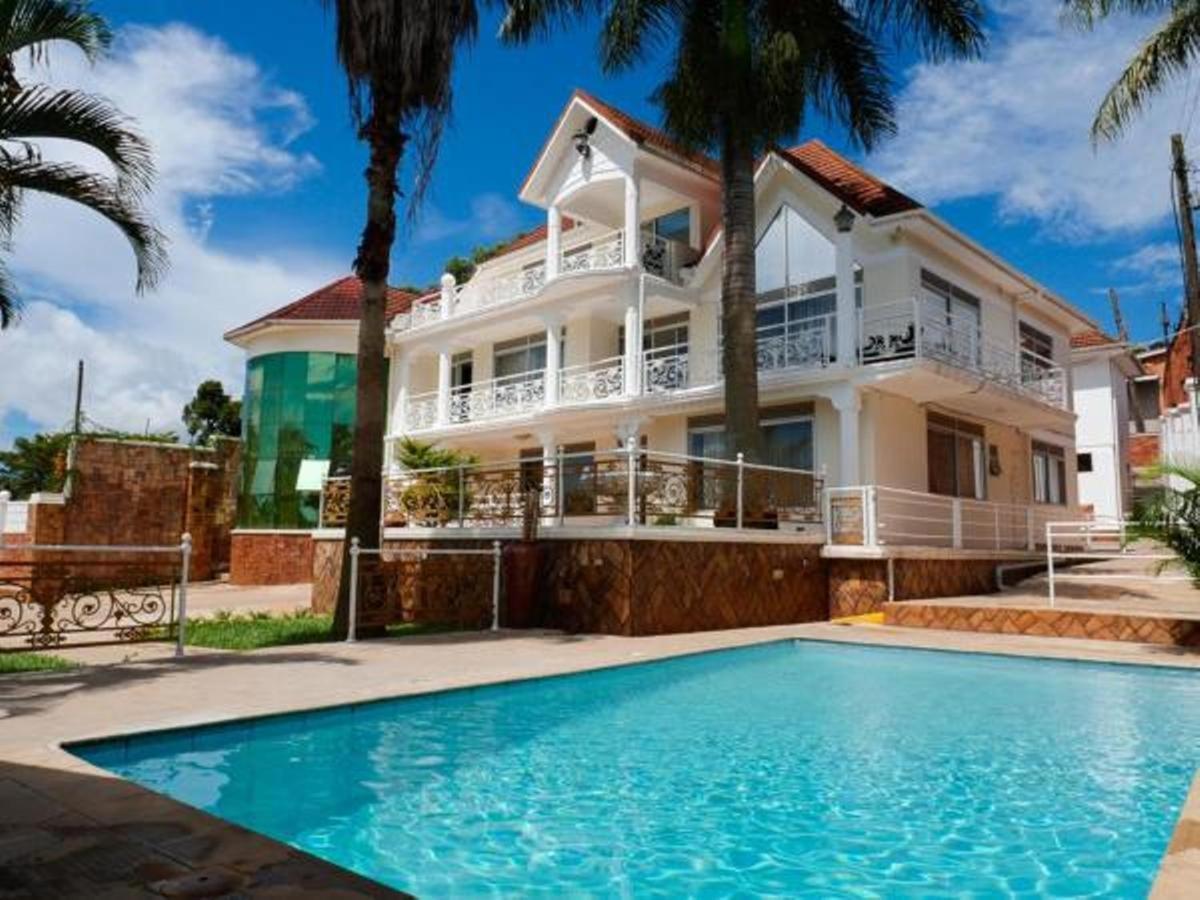 Ivory Castle Limited Hotel Kampala Kültér fotó